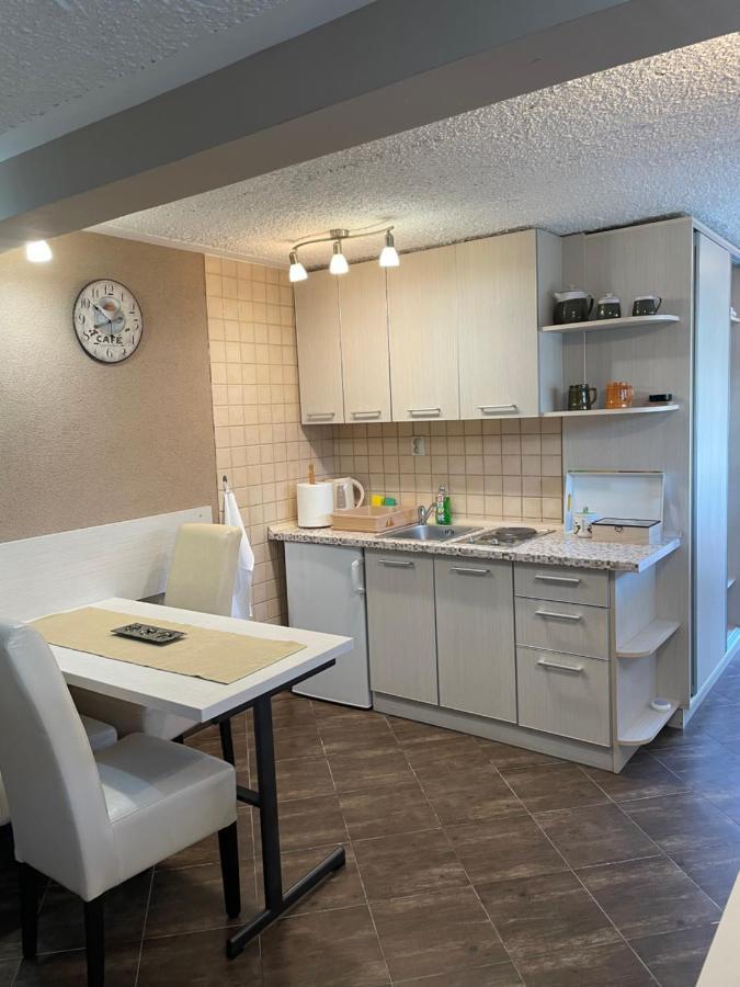 Apartment Garden Котор Экстерьер фото